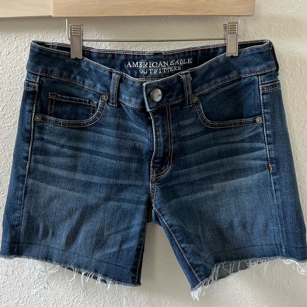 American Eagle Jean shorts 8 EUC